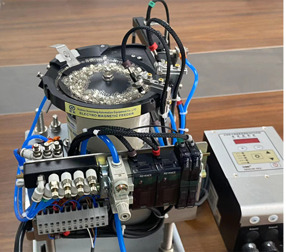 電子配件振動盤